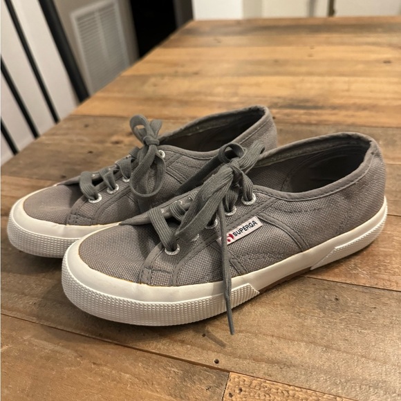 EUC Superga Cotu‎ Classic Sneaker, Grey - Picture 2 of 4